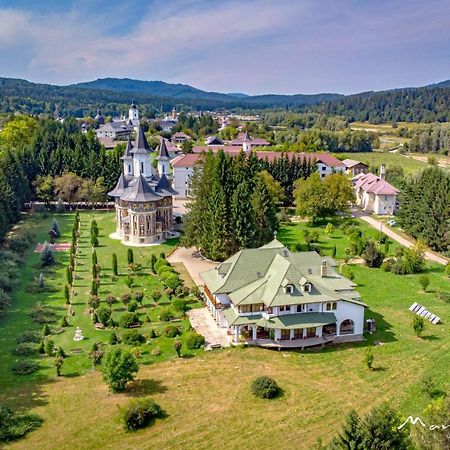 Casa "Ierusalim-Hozeva-Hozeva" Konuk evi Minastirea Neamt Dış mekan fotoğraf